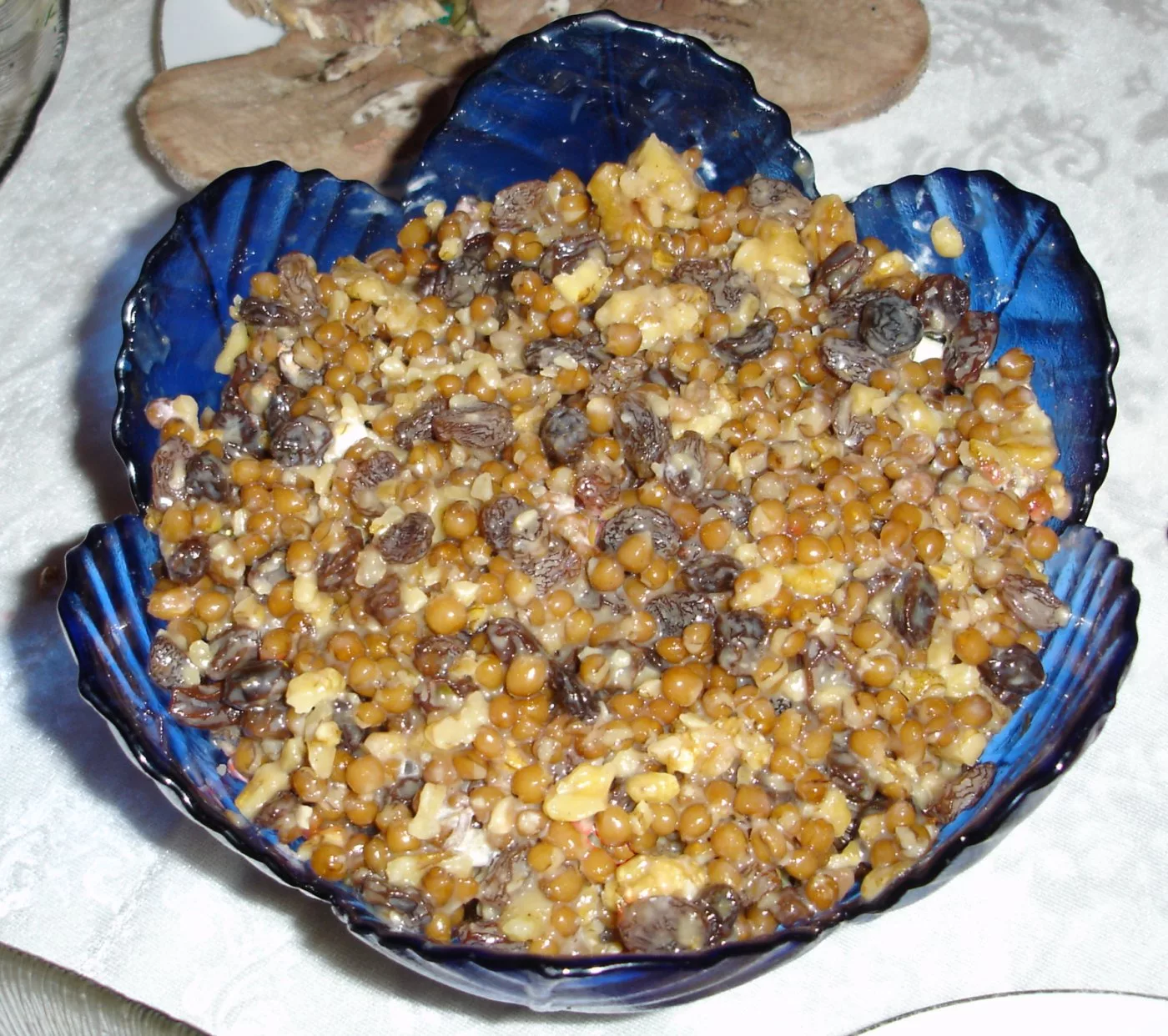Коливо — кутья из пшеницы с мёдом, поминальное блюдо